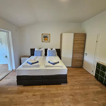 Апартаменты Cozy Reifnitz-mit Seezugang Райфниц